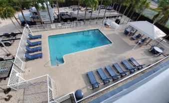 Knight's Key Suites