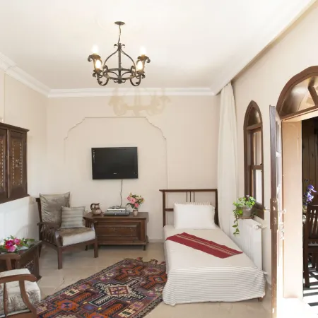 Mandarin & Mango Boutique Hotel