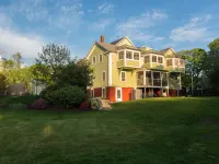 Captain Freeman Inn Hotels in Brewster