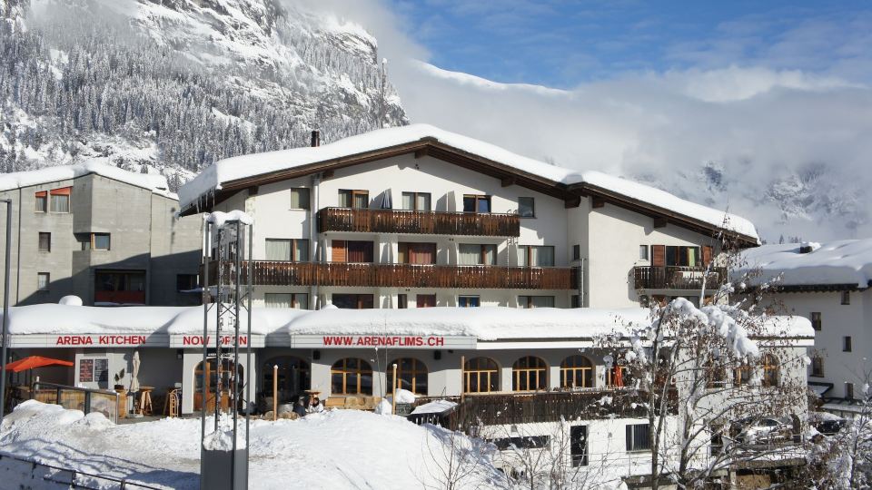 Arena Lodge