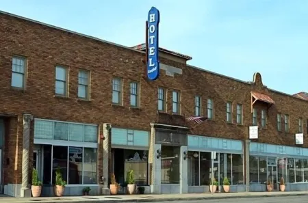 The Campbell Hotel Отели рядом с достопримечательностью «Expo Square»