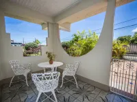 Fully equipped unique self-contained cozy apartments ideal for couples/families.