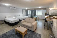 24HourCheck-in- Bridgewater Motel-Victoria-Australia - Balkoner