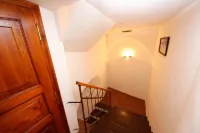 Mini Hotel Abraka & Apartments - Apartments