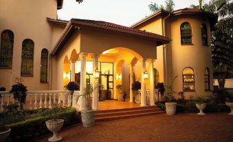 Golden Palm Boutique