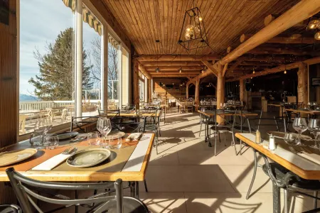 Hotel des Pyrénées Отели рядом с достопримечательностью «Station de Ski - Font Romeu Pyrénées 2000»