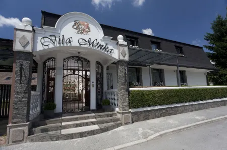 ApartHotel Vila Minka