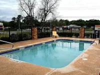 Cochran Inn & Suites Hotels in Cochran