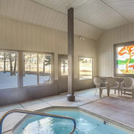 Walkable Brian Head Condo Steps to Ski Resort!