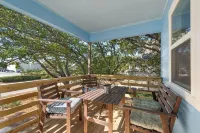 Oceanside, Fun Location, Close Beach Access