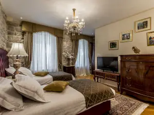 Villa Nepos Hotel