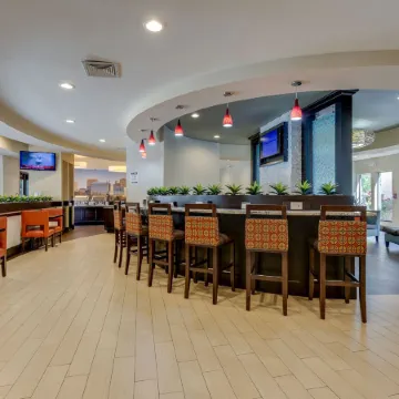 Club Hotel Nashville Inn & Suites