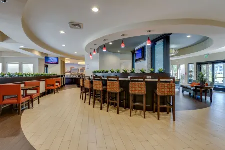 Club Hotel Nashville Inn & Suites