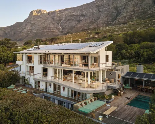 Atzaró Cape Town Hotels near Table Mountain Cableway