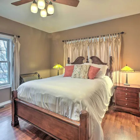 Riverfront Arkansas Retreat Near Fishing and Hiking! Ξενοδοχεία στην πόλη Cotter