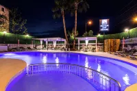 Meryam Suit Delux Hotel - ติดทะเล