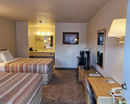 Yellowstone River Motel Hotels in Gardiner