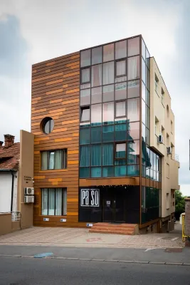 Hotel Paso Отели в г. Клуж-Напока