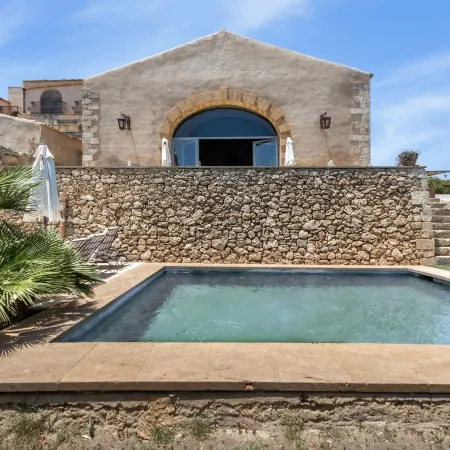 Masseria Costanza