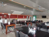 MAA Greenery View - Parking