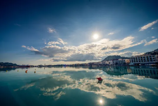 ホテル サトラダ マリーナ