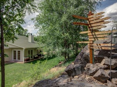 Pecan Point by Kabino Mountain Trail Access Foosball Table Private Yard Firepit WiFi Grill