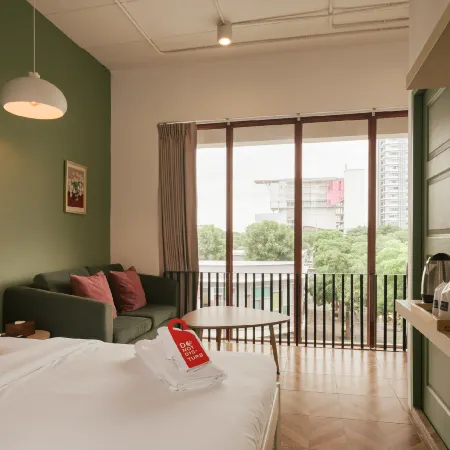 House of PaPa Bangkok Siam Отели рядом с достопримечательностью «Торговый центр MBK»
