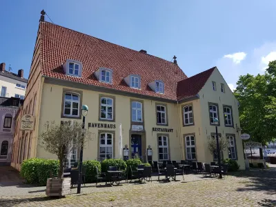 Hotel Havenhaus Hotels near Stadtgarten Vegesack