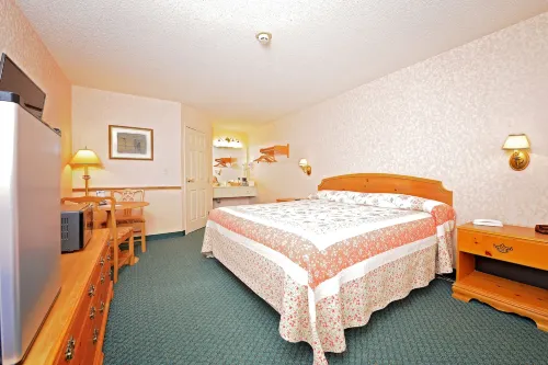 OurGuest Inn & Suites Downtown Port Clinton