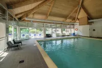 Terres de France - le Domaine du Golf - Pools