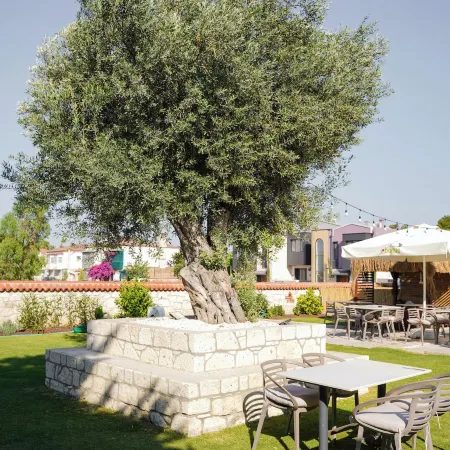Alaçatı Limonaia Hotel