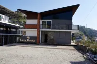The Lake House Hotels near Lambo hotel room