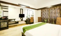 Treebo Premium Akshaya Mahal Inn Hotel in zona M E S First Grade College