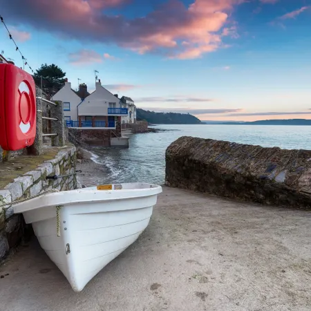 Calm Cottage, Kingsand Отели в г. Торпойнт
