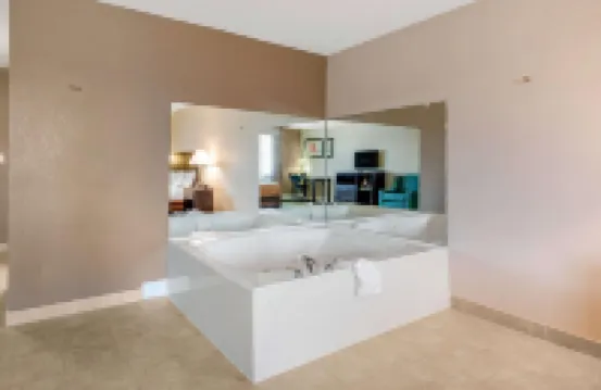 Quality Inn & Suites Port Arthur - Nederland