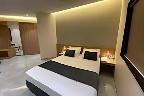 Hotel Cvr Grand Hotels in Nanded-Waghala