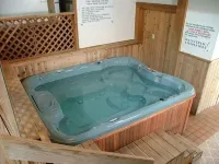 Modern, Comfy & Clean Condo at Mountainside - Pool/HotTub, WIFI, on Mtn R