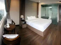 Abay Hotel - مسبح غير متناهي