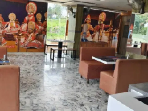 hotel white palace Hotels in Mandya