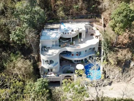 Green Apartment con vista al mar y a las montañas en casa elegante