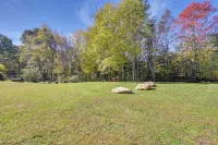 Quiet Killingworth Rental w/ Deck & Grill!