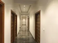 Divya Hotel & Restaurant فنادق في آبو روڈ