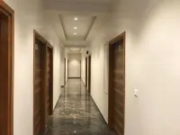 Divya Hotel & Restaurant