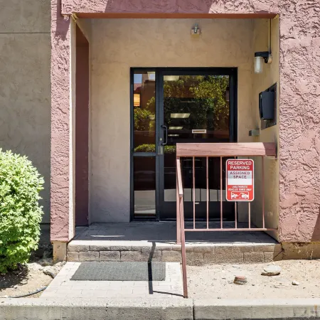 Walk to Virginia Lake: Reno Condo w/ Balcony!