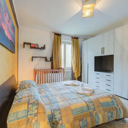 Silvy Apt Salò | Charming & Near Center - Happy Rentals