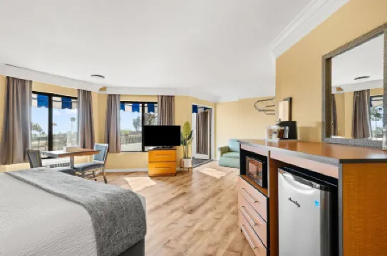 Travelodge by Wyndham聖克萊門特海灘酒店