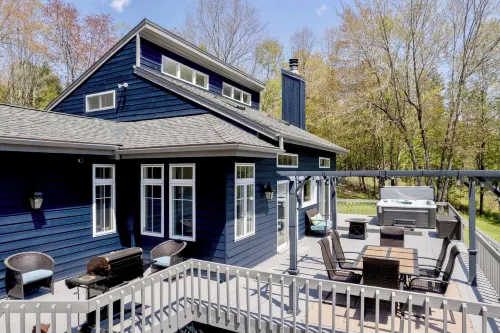 'The Mountain House:' Windham Retreat w/ Hot Tub! - Homestays