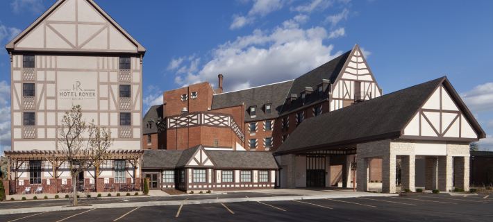 Hotel Royer Urbana Champaign, Tapestry Collection by Hilton Hotels in Champaign