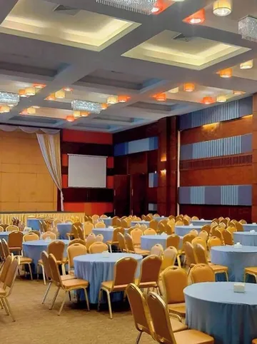 รูปภาพของรอยัลพลา คลิฟฟ์ บีช