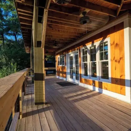 Elmhurst House/ Town-House - Gnd Floor - 3Bd Catskill Mtn View